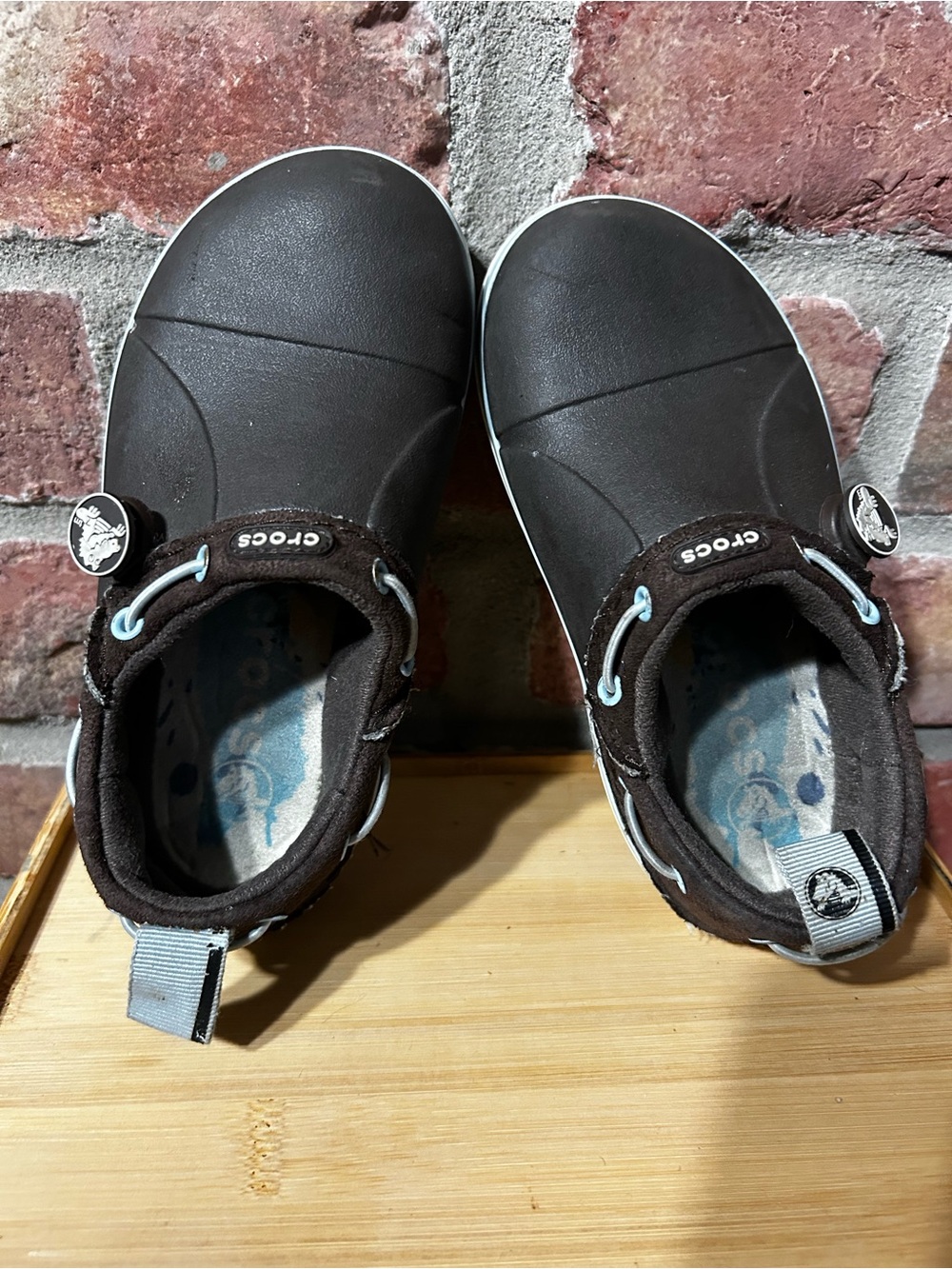 CROCS lil boys (kids) slip on RARE,size c12,brown/lite blue